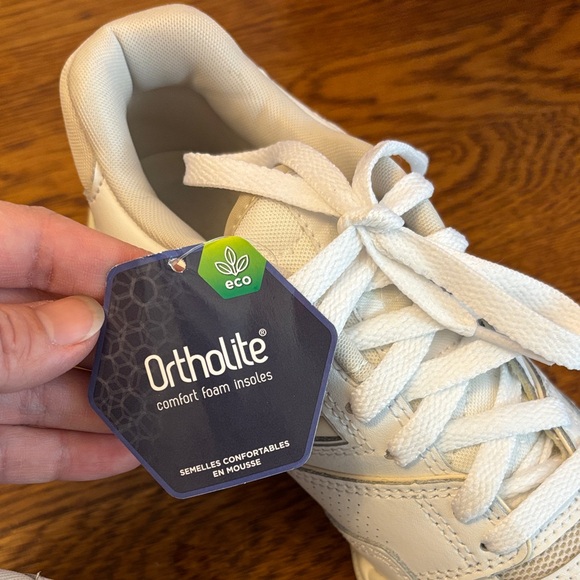 New Balance White Beige 550 Sneakers - Picture 2 of 9